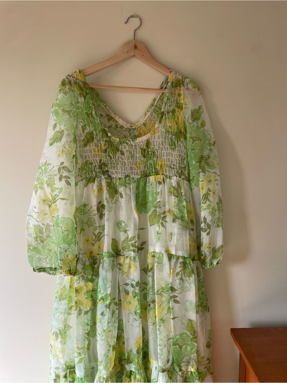 Dreamy vintage 1970s fairy floral maxi dress with puff sleeves 70s - Picture 3 of 7
